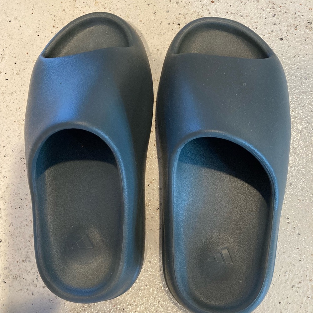 Yeezy Adidas slides- Size 7M / 8.5W Slate Gray (worn once)